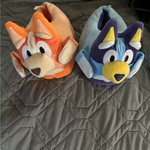 NWOT Bluey & Bingo toddler slippers
